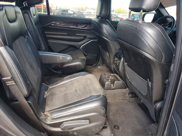 2021 JEEP GRAND CHEROKEE Laredo