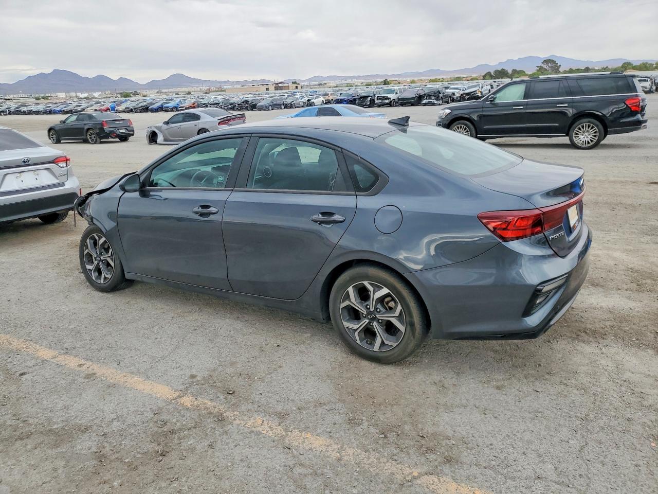 2021 KIA FORTE FE, LXS