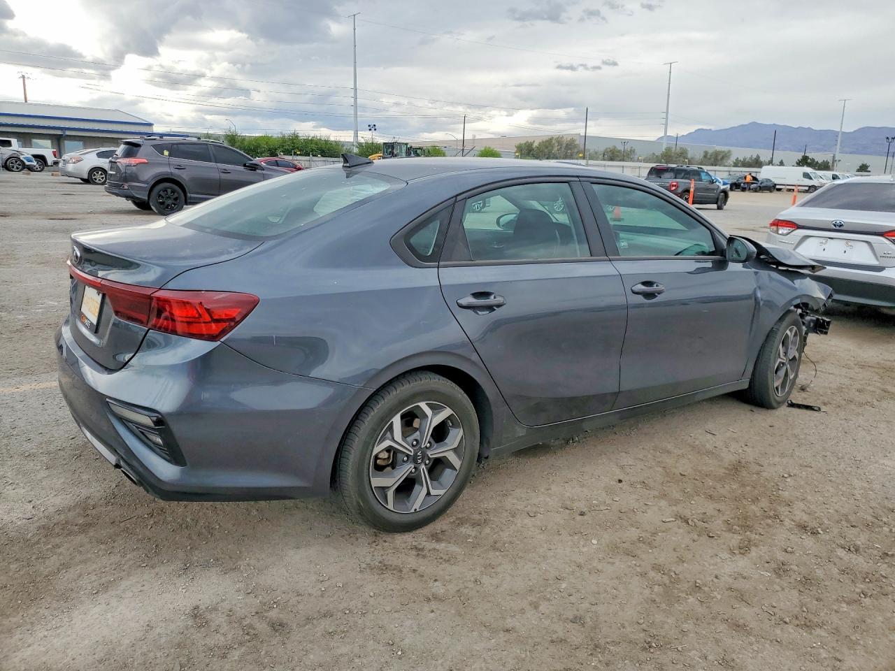 2021 KIA FORTE FE, LXS