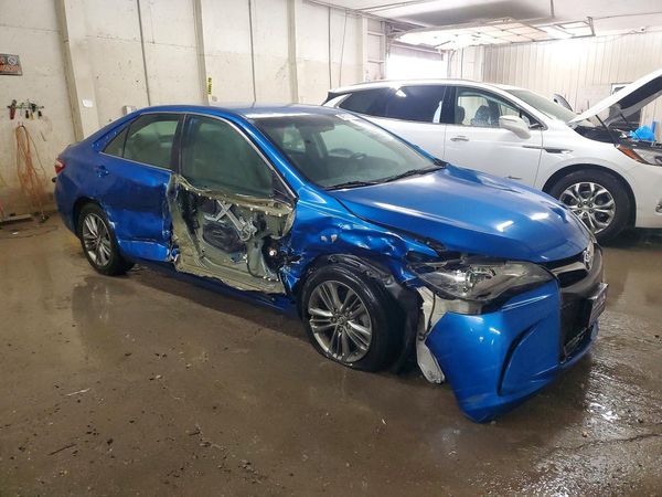 2017 TOYOTA CAMRY