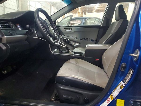 2017 TOYOTA CAMRY