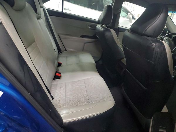2017 TOYOTA CAMRY