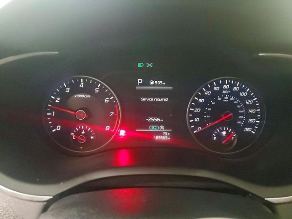 2022 KIA STINGER GT-Line