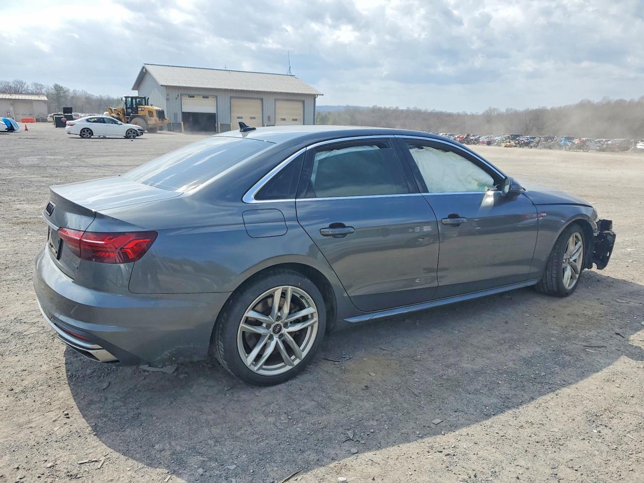 2022 AUDI A4