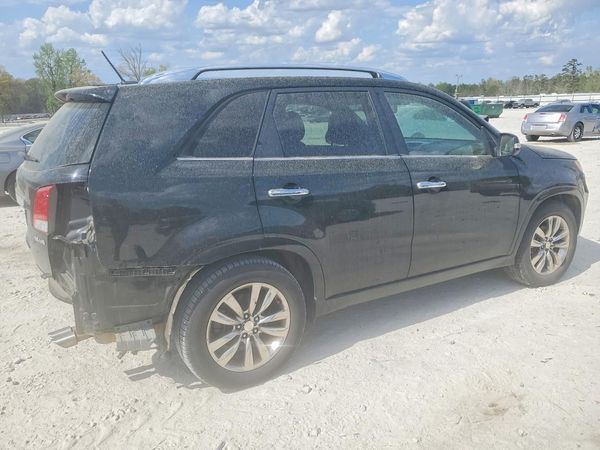 2013 KIA SORENTO