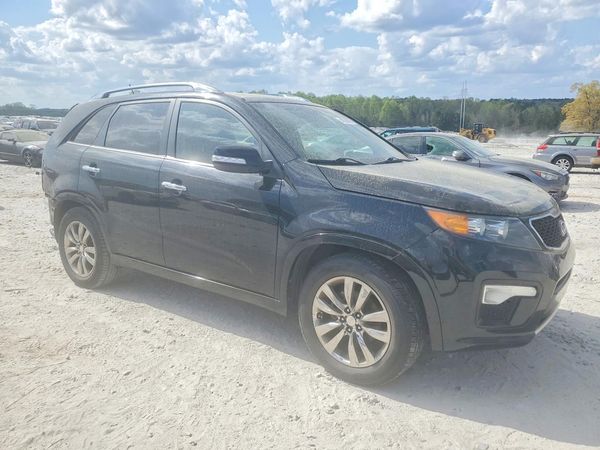 2013 KIA SORENTO