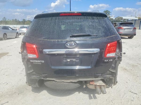 2013 KIA SORENTO