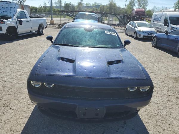 2016 DODGE CHALLENGER SXT