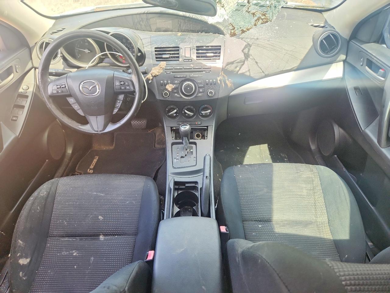 2013 MAZDA 3 Sport/GX