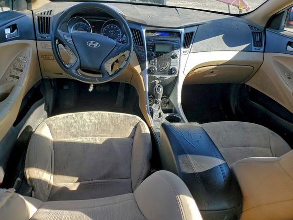 2013 HYUNDAI SONATA