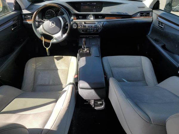 2013 LEXUS ES