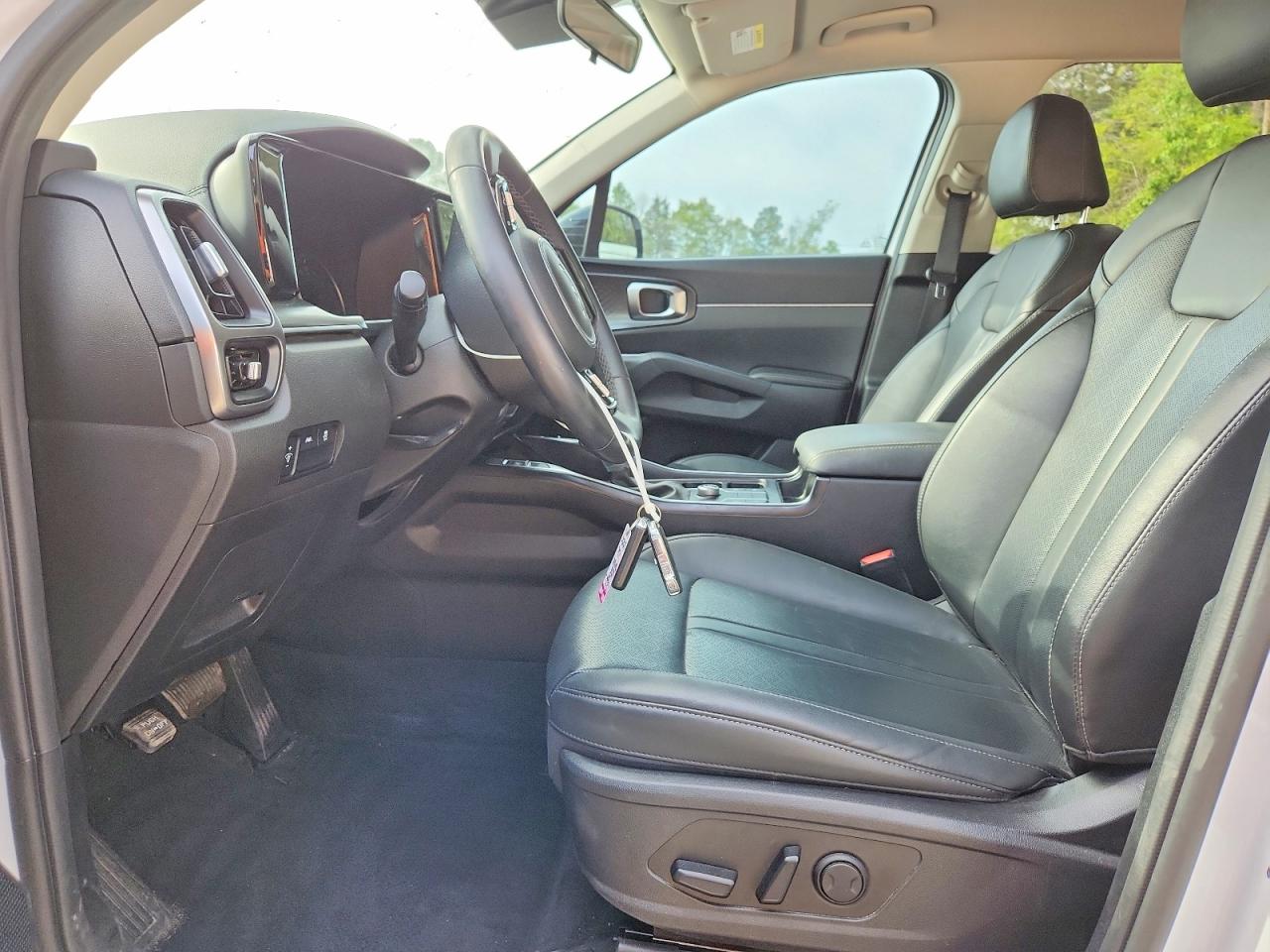 2022 KIA SORENTO S