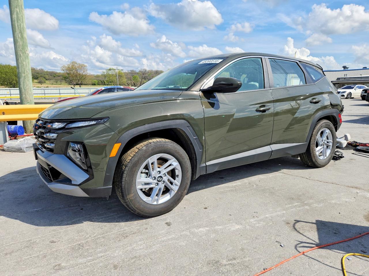 2026 HYUNDAI TUCSON SE