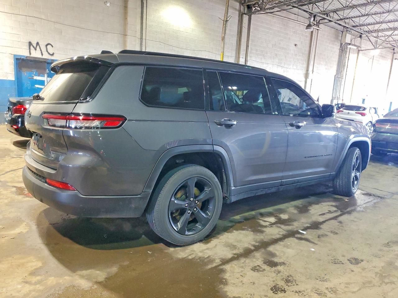 2022 JEEP GRAND CHEROKEE L LAREDO 4X4