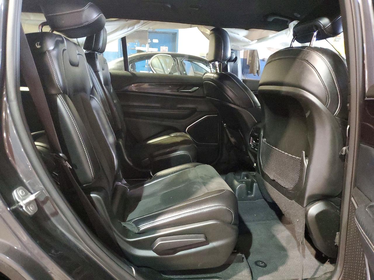 2022 JEEP GRAND CHEROKEE L LAREDO 4X4