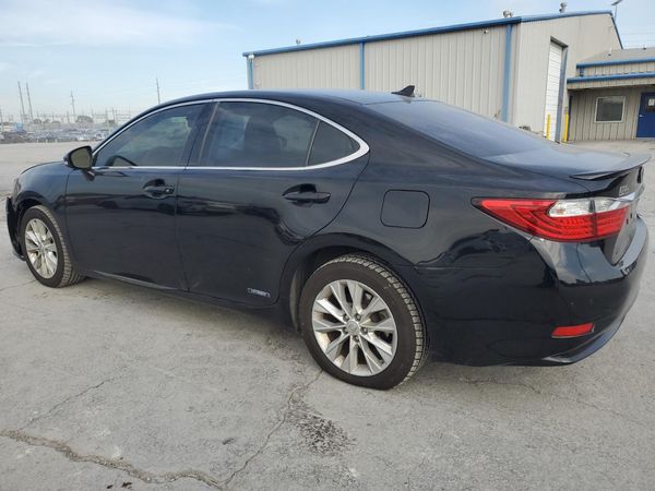 2013 LEXUS ES 300h