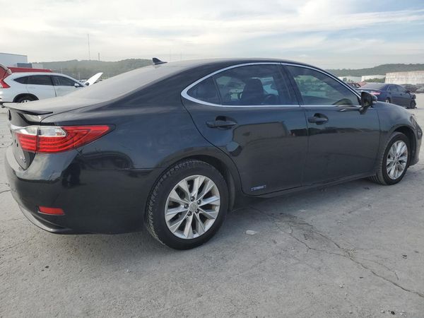 2013 LEXUS ES 300h