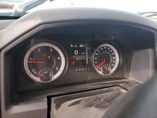 2016 RAM 1500 ST CREW CAB 4X4