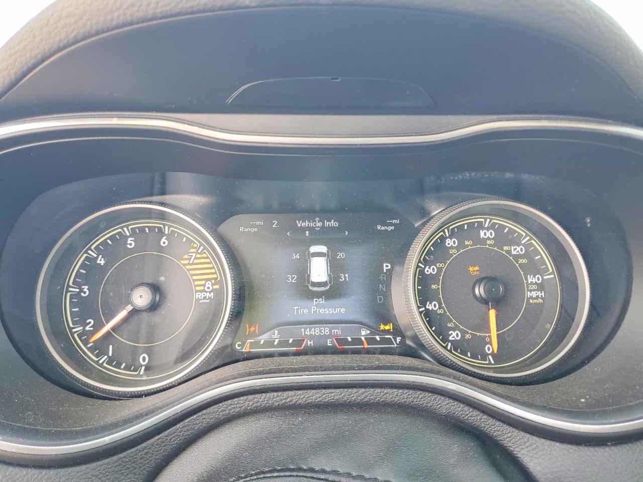 2021 JEEP CHEROKEE LATITUDE LUX 4X2
