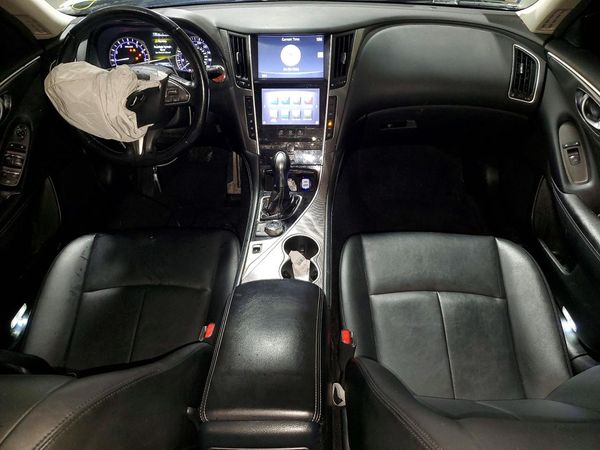 2017 INFINITI Q50