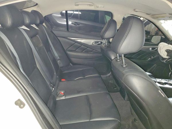 2017 INFINITI Q50