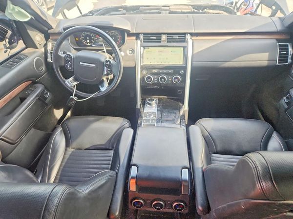2019 LAND ROVER DISCOVERY