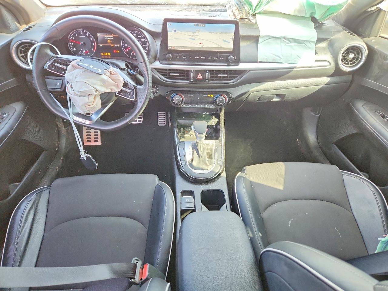 2022 KIA FORTE GT Line