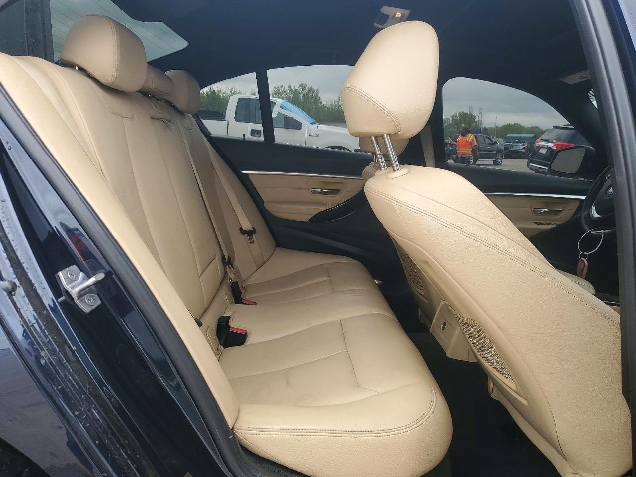 2017 BMW 330