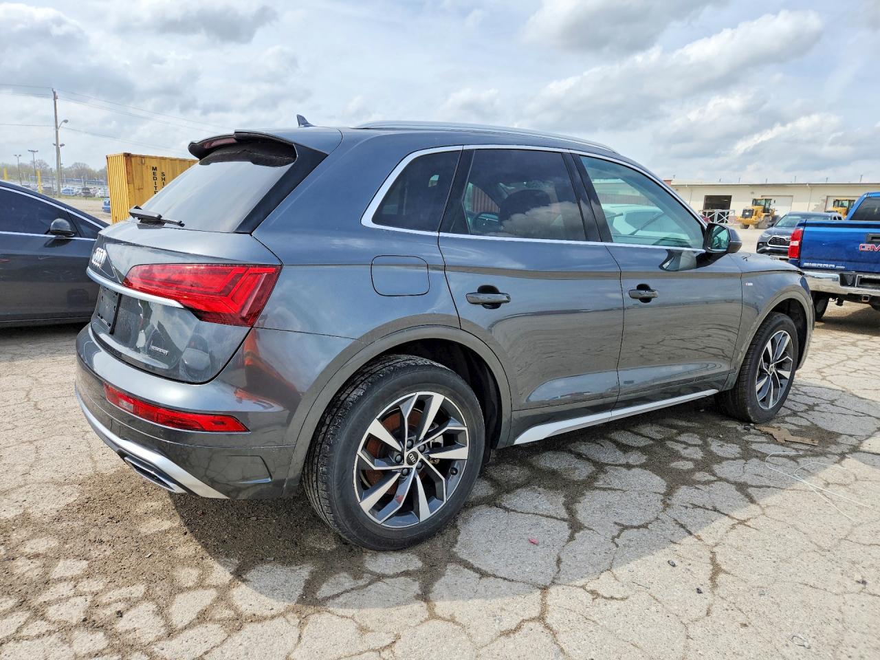 2023 AUDI Q5