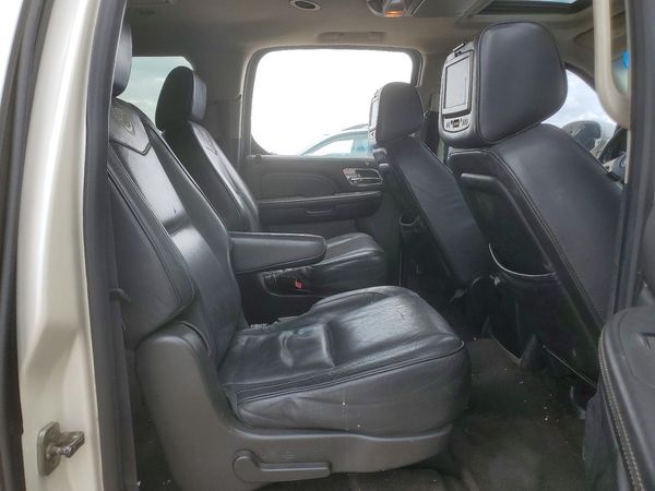 2013 CADILLAC ESCALADE