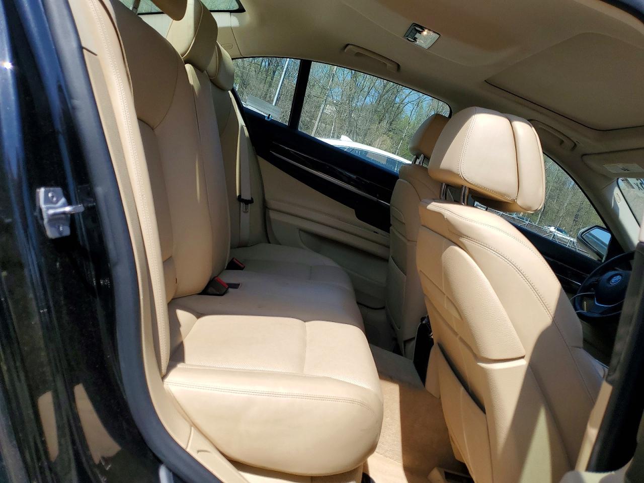 2014 BMW 740