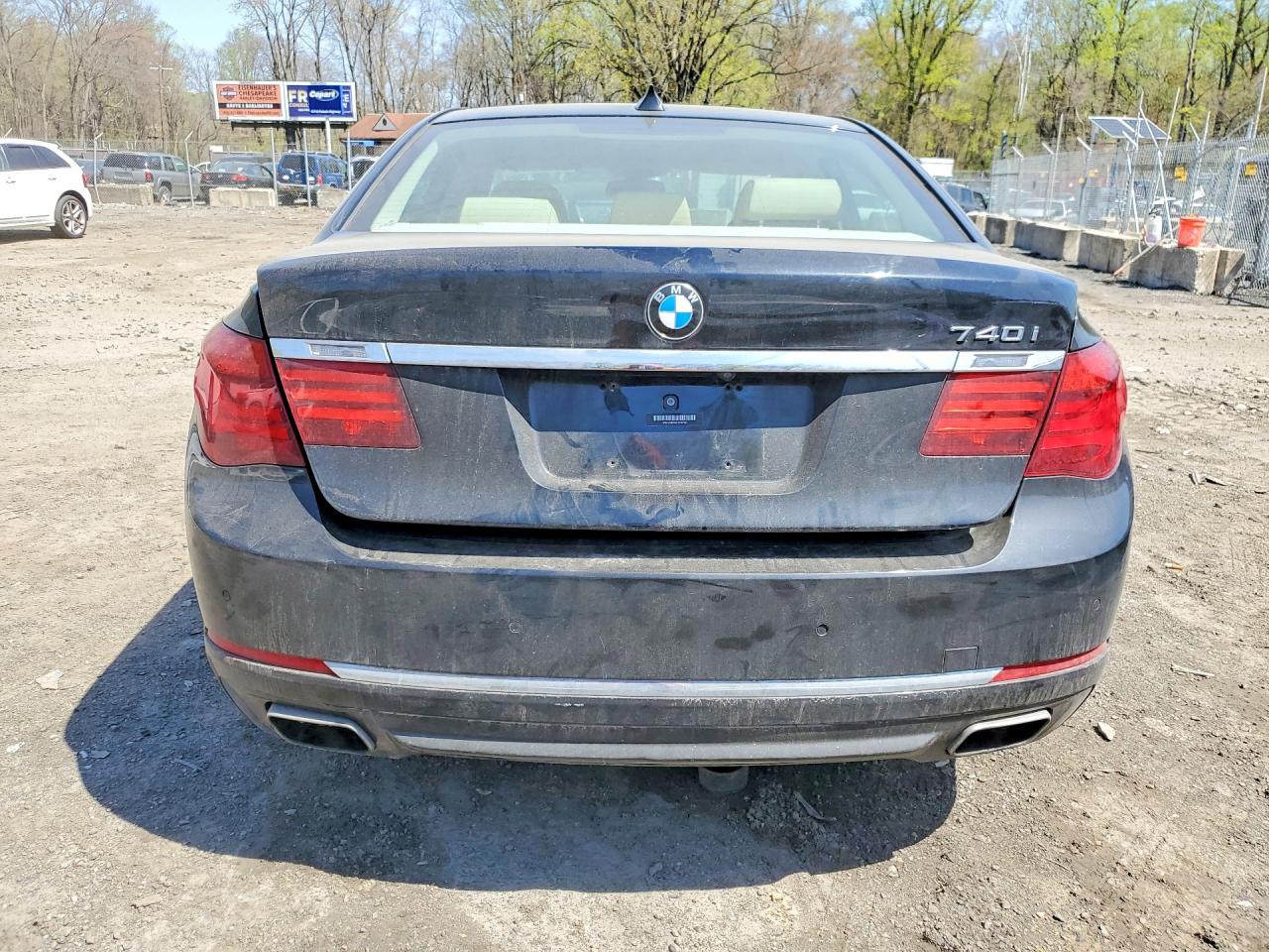 2014 BMW 740