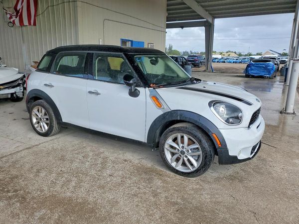 2012 MINI COOPER — Passenger 3/4