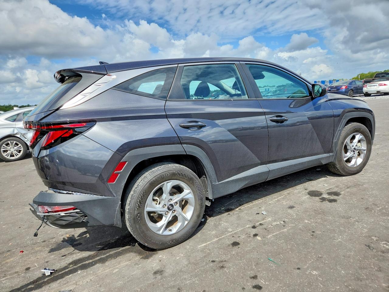 2024 HYUNDAI TUCSON SE