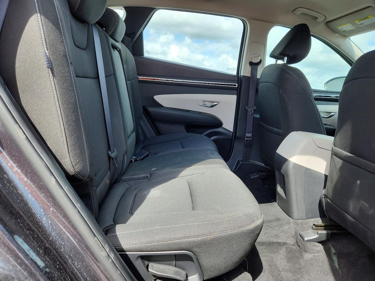 2024 HYUNDAI TUCSON SE