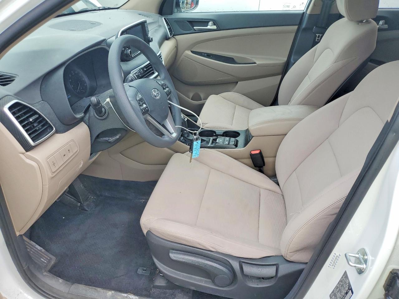 2021 HYUNDAI TUCSON SE