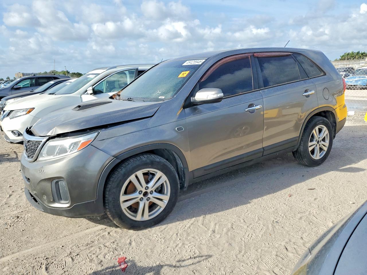 2014 KIA SORENTO Base/ LX — Front 3/4