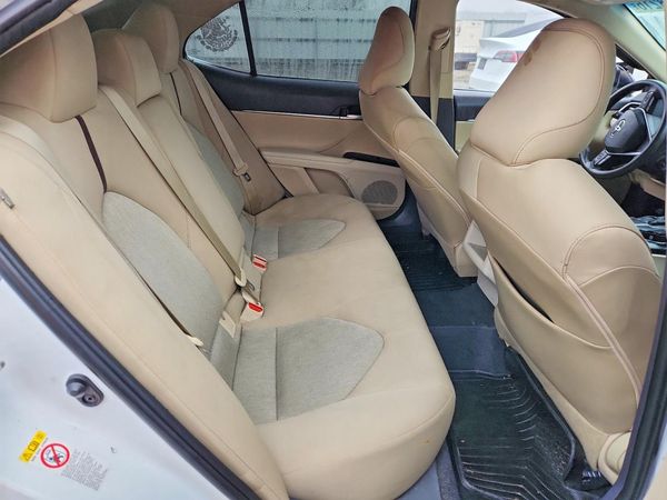 2018 TOYOTA CAMRY