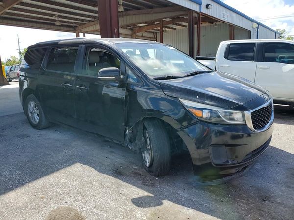 2017 KIA SEDONA LX