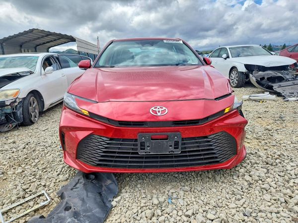2025 TOYOTA CAMRY