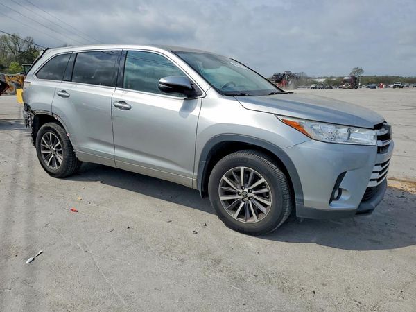 2018 TOYOTA HIGHLANDER