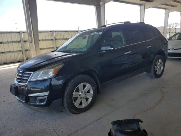 2014 CHEVROLET TRAVERSE 2LT — Front 3/4