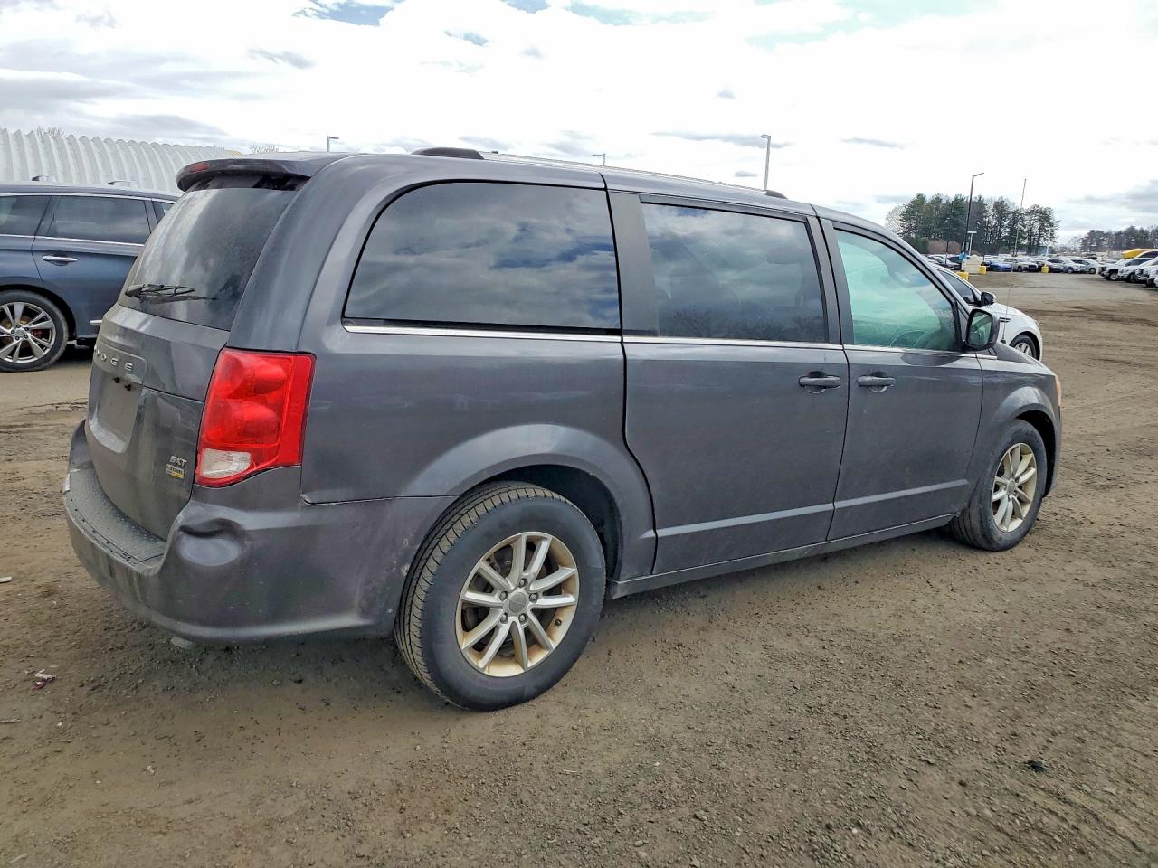 2019 DODGE GRAND CARAVAN SXT