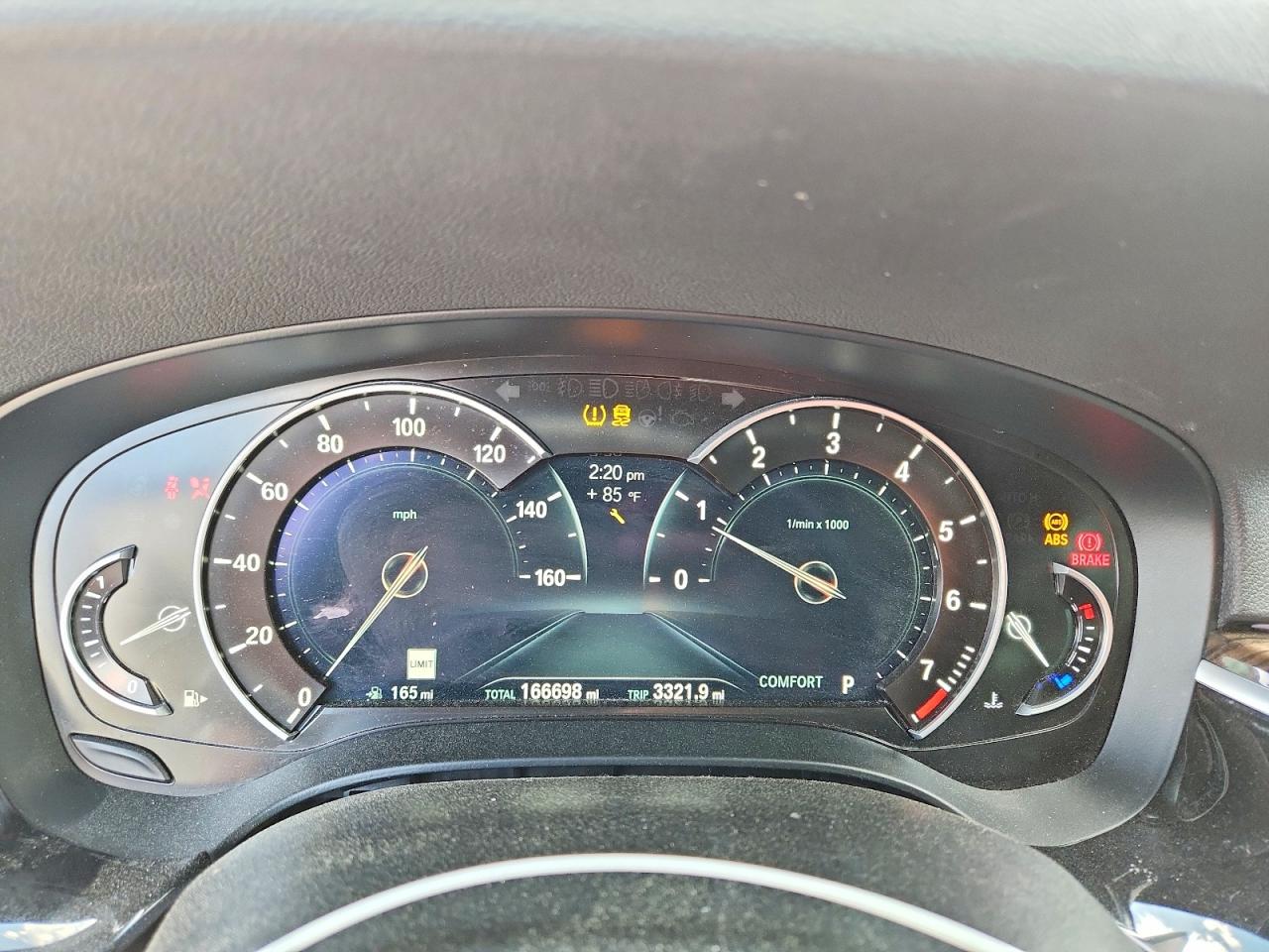 2019 BMW 530