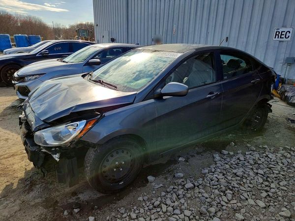 2012 HYUNDAI ACCENT