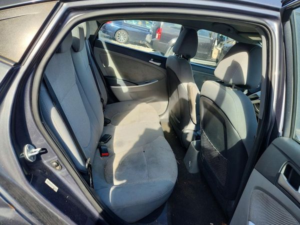 2012 HYUNDAI ACCENT