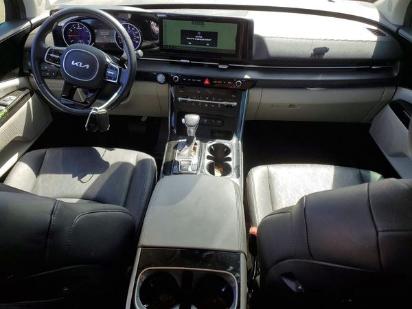 2022 KIA CARNIVAL EX