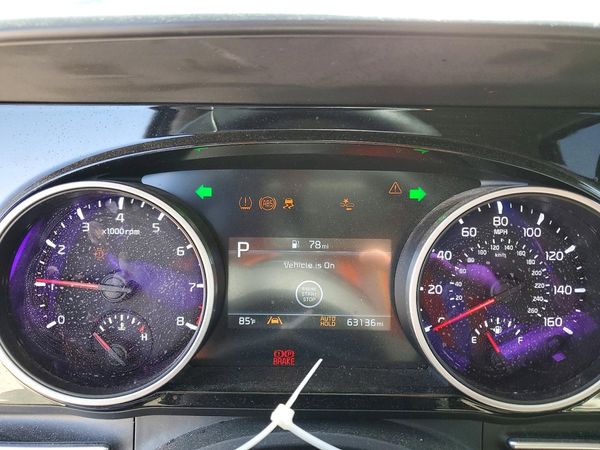 2022 KIA CARNIVAL EX