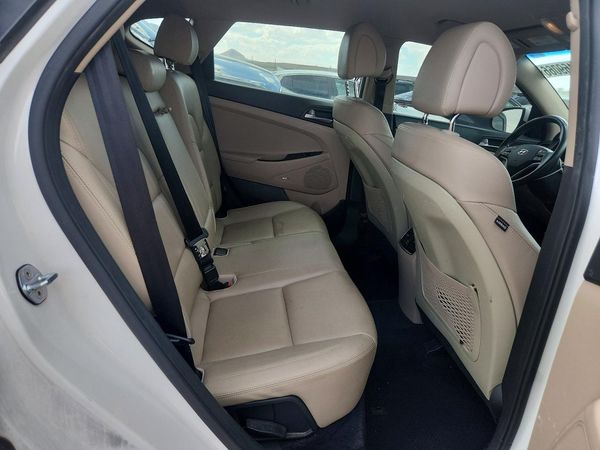 2018 HYUNDAI TUCSON