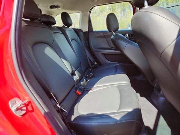 2019 MINI COOPER